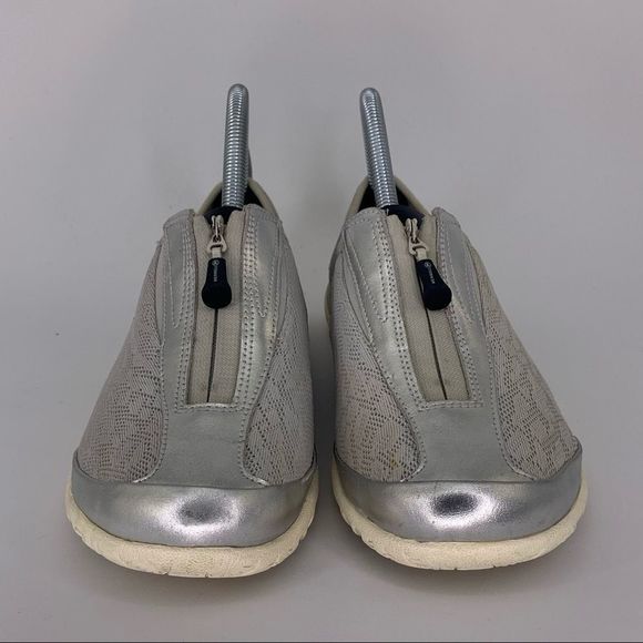 Merrell Women’s Lorelei Trail Shoes Sz 7.5 - Picture 4 of 10